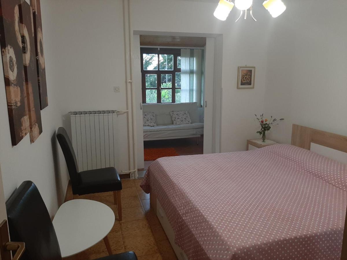 Appartement Clara 2 à Poreč Extérieur photo