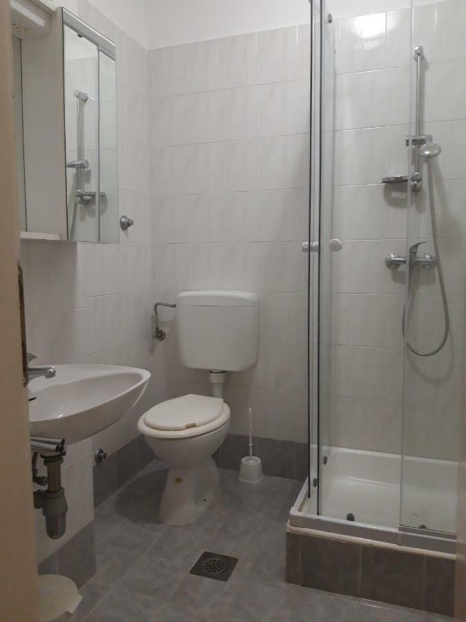 Appartement Clara 2 à Poreč Extérieur photo
